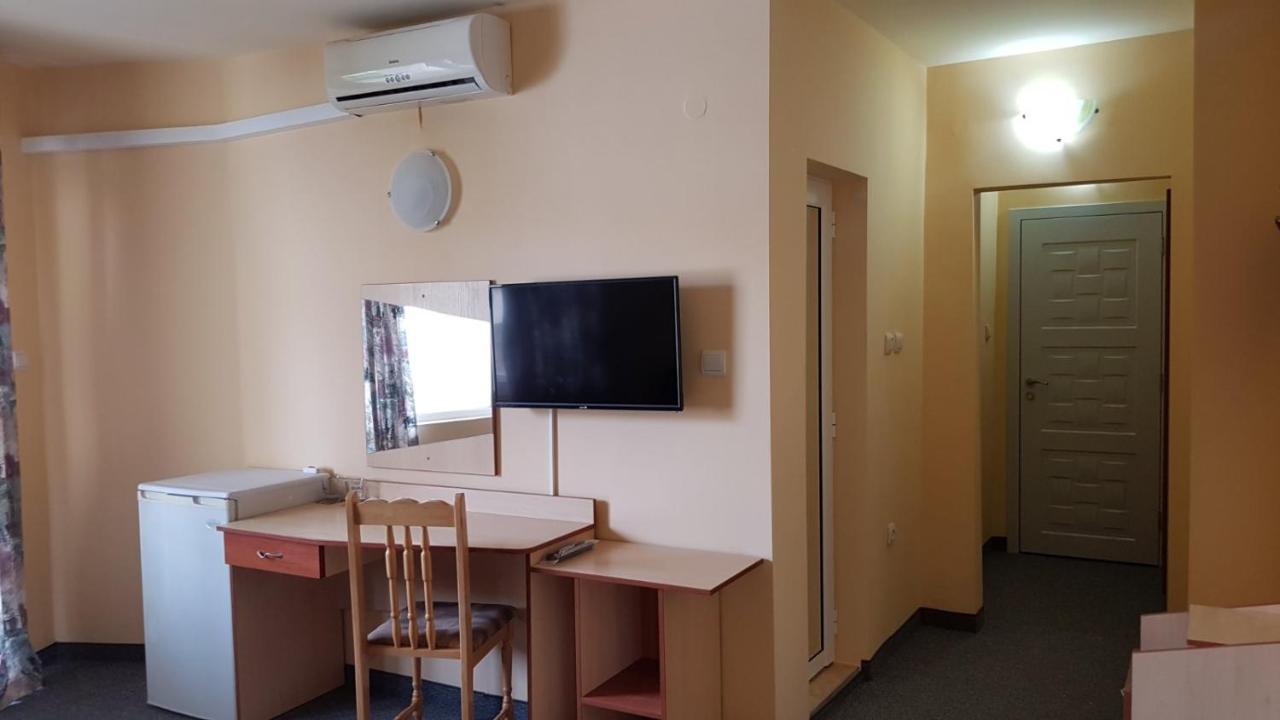 Krasi Hotel Ravda Buitenkant foto